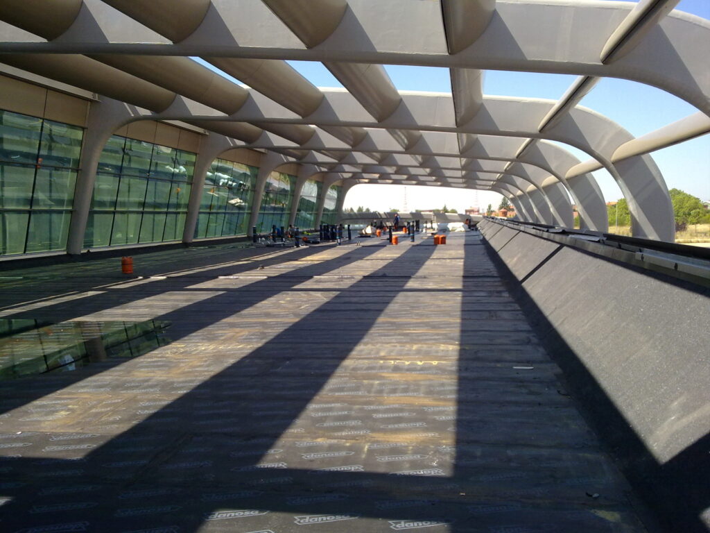 Terminal de aeropuerto en obras